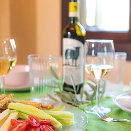 Holiday home Karavos Grove *