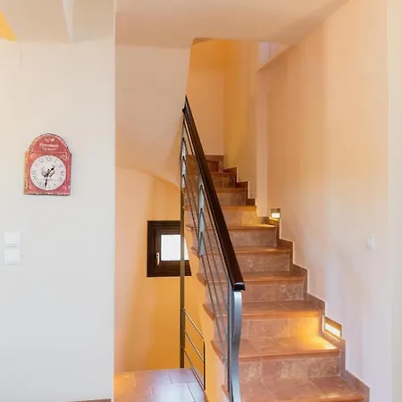 Karavos Grove Holiday home