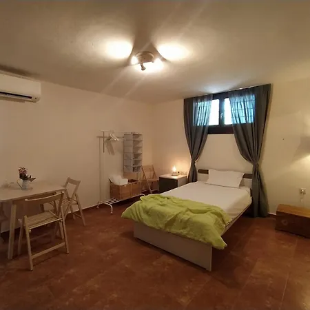 Karavos Grove Feriehus Káto Lekhónia