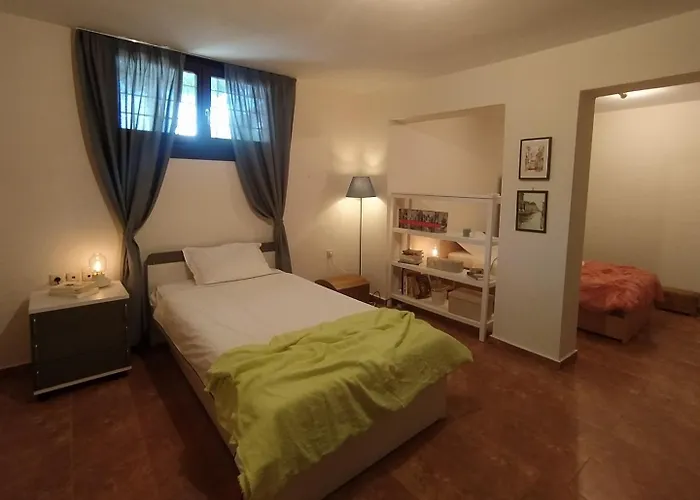 Karavos Grove 度假居 Káto Lekhónia